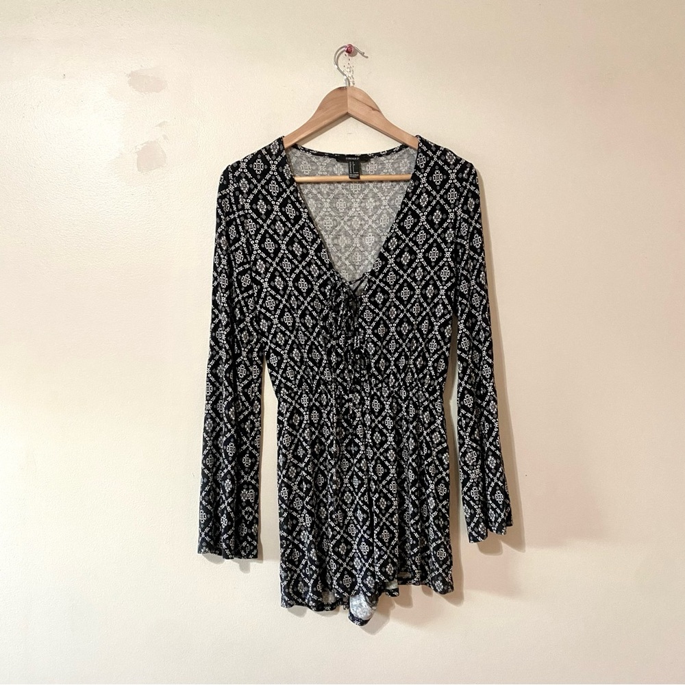 Forever 21 Romper Long Bell Sleeves Tie Front Black White Small